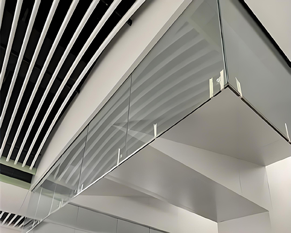 海晏玻璃海晏挡烟垂壁 海晏玻璃海晏挡烟垂壁