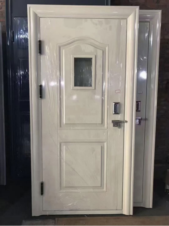 海晏学校教室门 海晏学校教室门