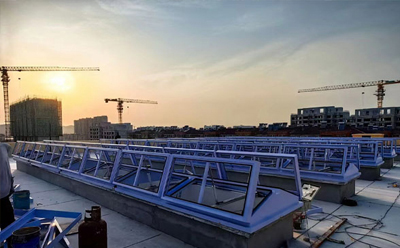 消防海晏排烟窗开启角度