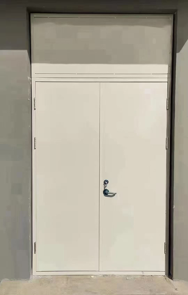 展览馆项目完成大跨度海晏防火门安装 展览馆项目完成大跨度海晏防火门安装